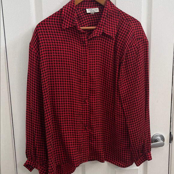 Vintage Tamotsu Women's Red &Black Houndstooth Silk Blouse - Picture 2 of 6